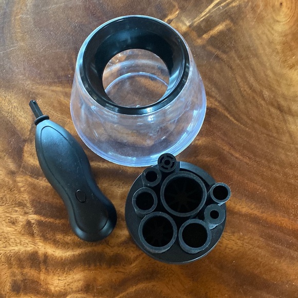 Zoë Ayla Bath & Body Zo Ayla Makeup Brush Cleaner Poshmark